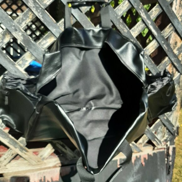 Coleman Stove Carry Case Zipper Close Protective Cover 12.5x21x5 Side Pockets - Picture 2 of 9